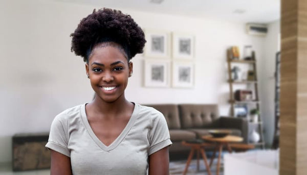 Comment prendre soin des cheveux Afro Crépus?