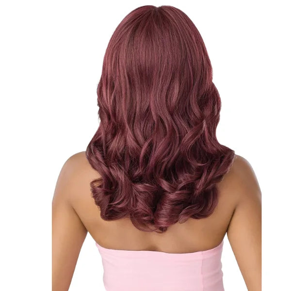 Baby hair lace front wig de 18 pouces de couleur rouge foncé, en texture yaki hair.