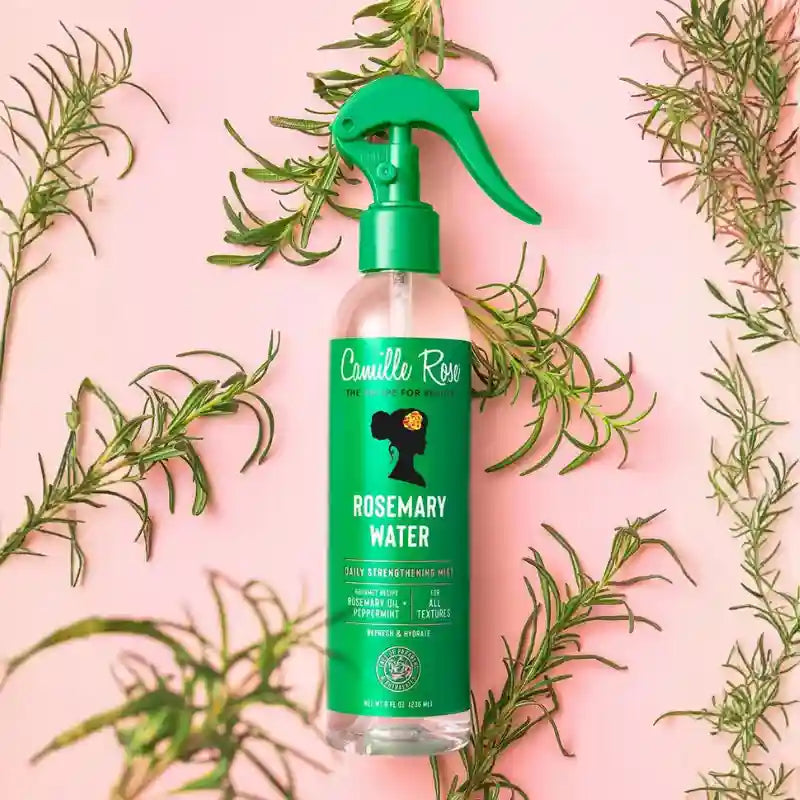 Spray Fortifiant Rosemary Water Camille Rose pour renforcer les cheveux, hydrater le cuir chevelu et limiter la casse