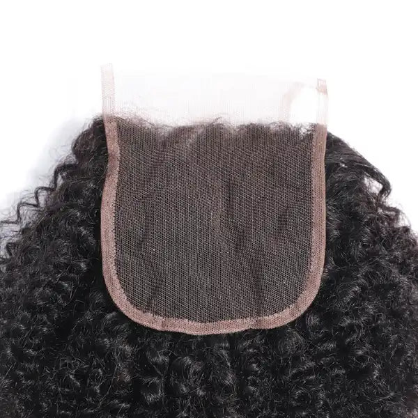 Lace closure 4X4 en Cheveux humains Naturels vierge texture kinky largeur 9.5cm longueur étirée 12 à 24 centimètres.