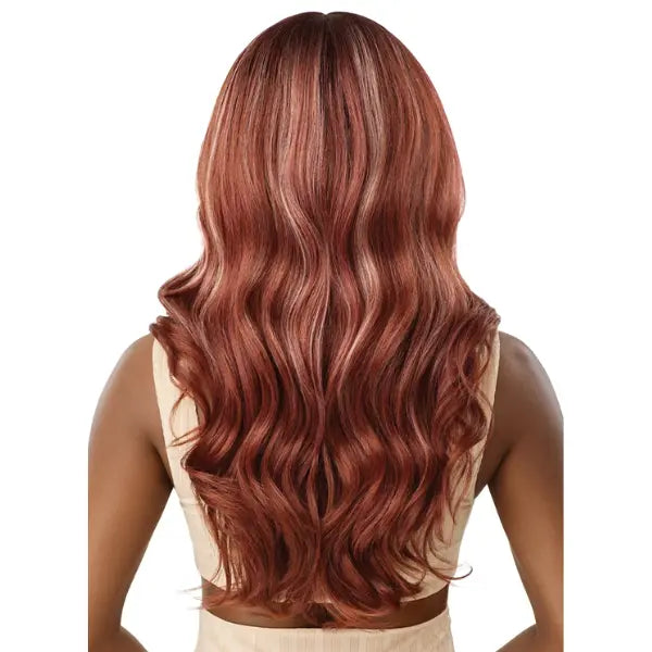 Perruque body wave HD Lace Glueless Outre Elara