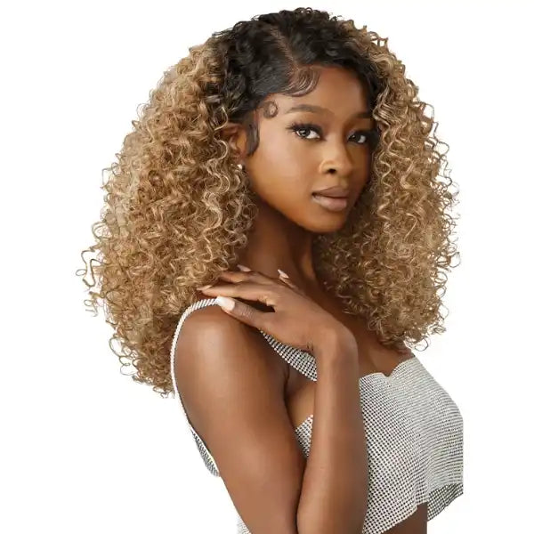 Perruque Lace Wig Curly blonde Outre Melted Hairline Swirl 103