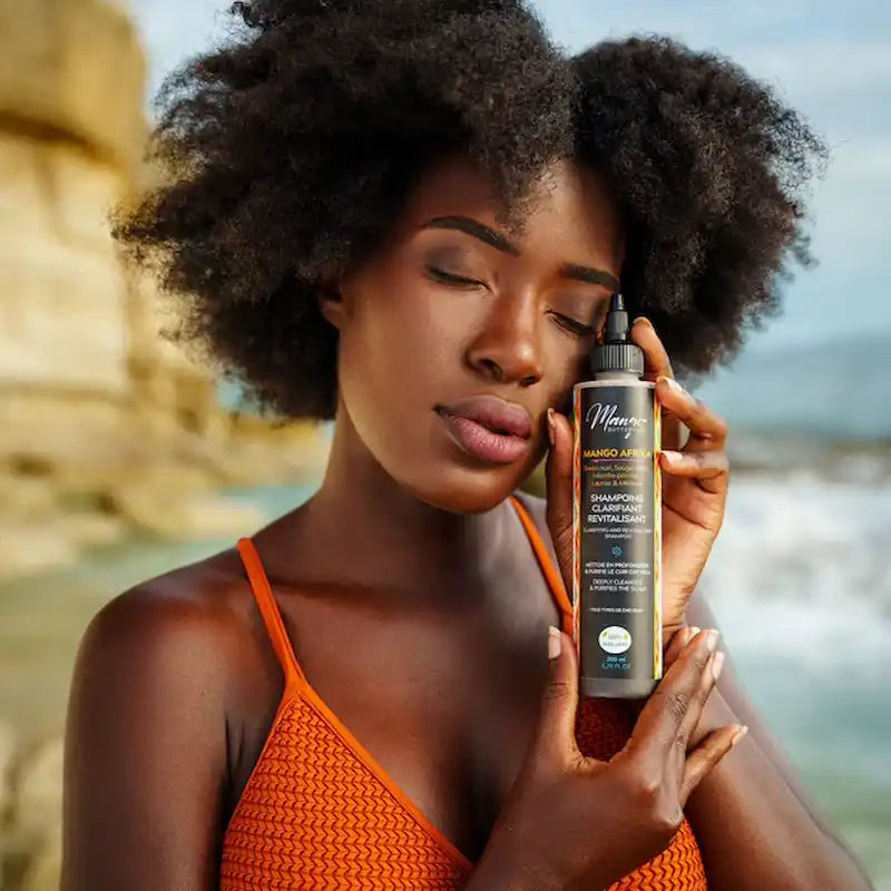 Shampoing detox pour un nettoyage efficace sur cuir chevelu gras avec beaucoup de résidus de produits coiffants