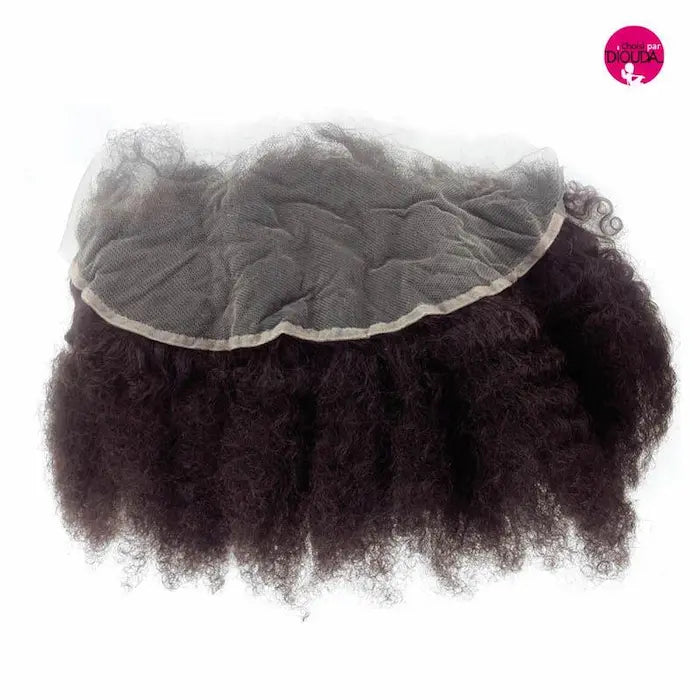 Closure Frontale en cheveux naturels vierges Kinky Curly assemblés à la main sur une lace en dentelle.