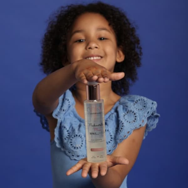 Mademoiselle Mina  Huile Hydratante Corps et Cheveux - Ahovi Cosmétiques