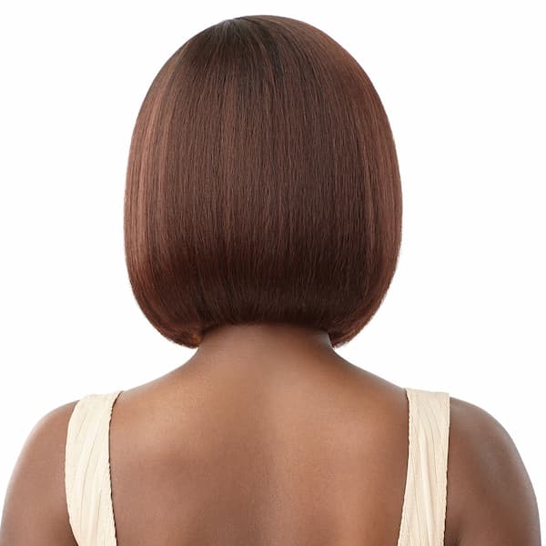 Perruque lace front HD bob lisse court couleur chocolat Breena Melted Hairline Outre wig