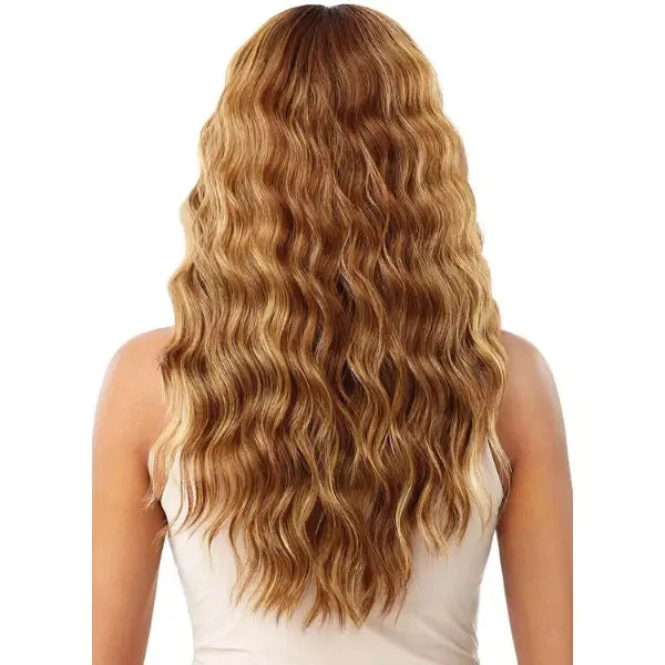 Perruque lace front HD Transparent ondulée wavy caramel en cheveux synthétiques Mikaella Melted Hairline Outre