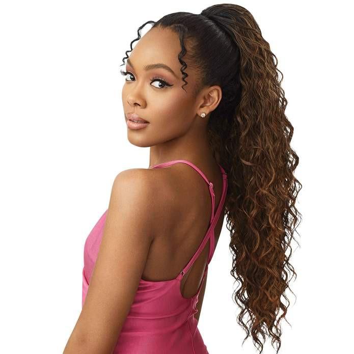 Pony Beach Wave Postiche Pretty Quick W&W 28 pouces Outré