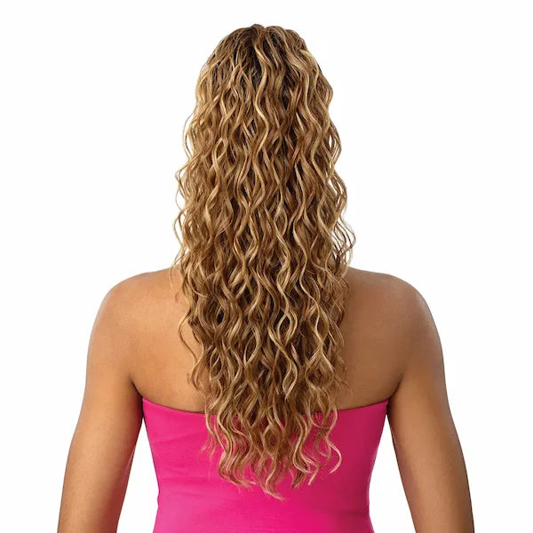 Postiche blond ponytail bouclé et mi-long couleur dr4 honey brown outre