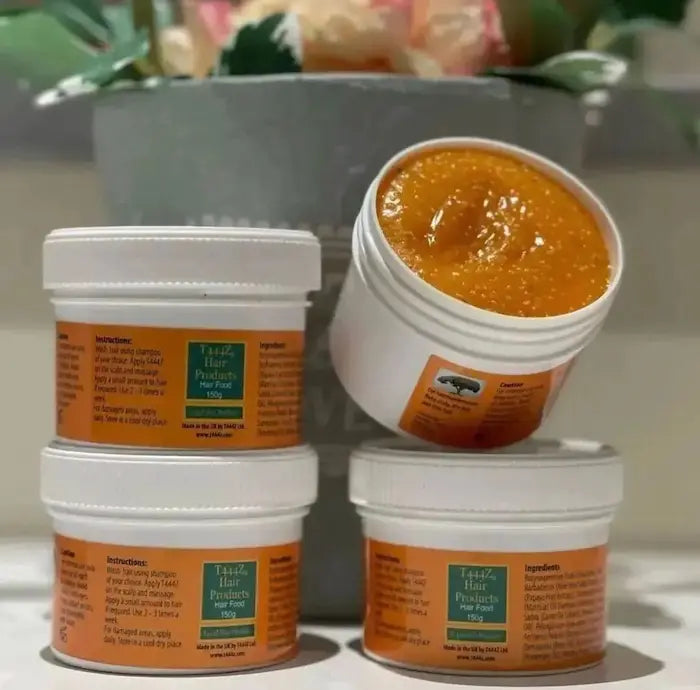 La crème nourrissante HAIR FOOD de T444Z est un soin développé à partir d’ingrédients naturels. Elle stoppe la chute, favorise la pousse et donne de l’épaisseur aux cheveux.
