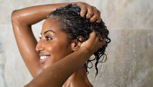 Co-wash pour Cheveux Crépus Bouclés: Pourquoi ? Comment? | Diouda