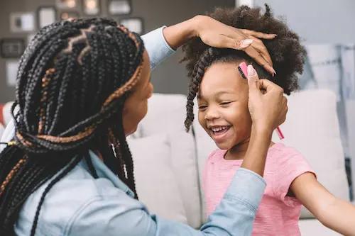 Brosse et peigne cheveux enfant | La collection Diouda