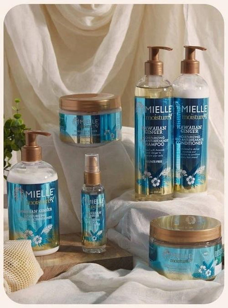 Moisture RX Hawaiian Ginger de Mielle Organics est une gamme formulée pour restaurer l'hydratation des cheveux bouclés secs et assoiffés qui ont besoin d'un regain de nutrution.