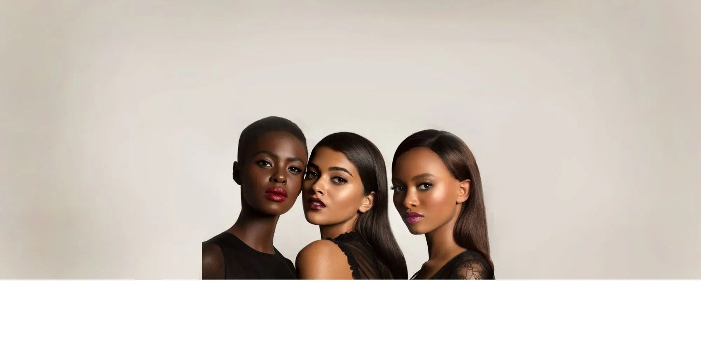 Découvrez notre sélection de fond de teints, poudre et produits de maquillage pour sublimer les teints foncés, peaux noires, mates et métissées.
