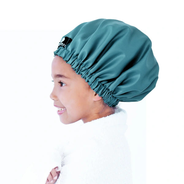 Bonnet de douche enfant en satin vert imperméable pour protéger les cheveux bouclés et frisés – accessoire capillaire doux et confortable