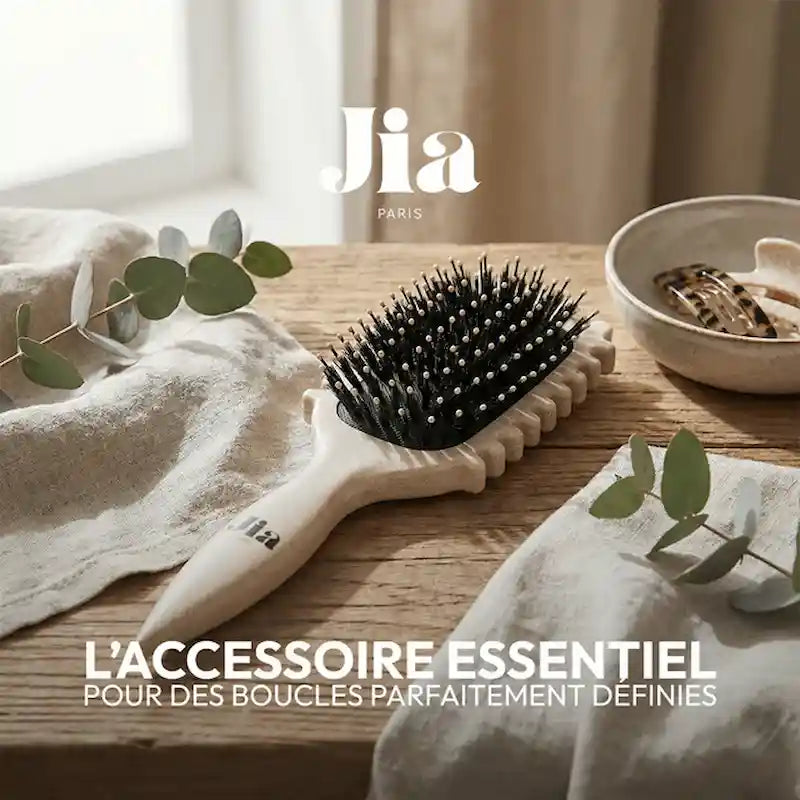 Une brosse pour définir les boucles rapidement en un seul geste Jia Paris