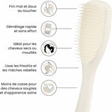 Avantages de la Brosse Tangle Teezer Ultimate Detangler : démêlage facile et répartition uniforme des soins sur cheveux mouillés.