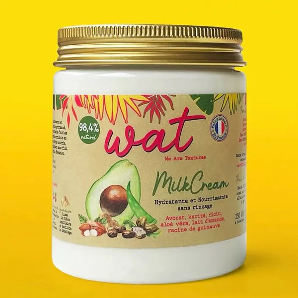 Milkcream de Wat est enrichie en vitamines E et en spiruline pour des cheveux forts, nourris, hydratés et revitalisés.