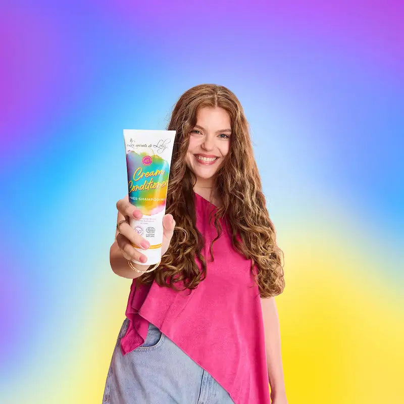 Après-shampoing Cream Conditioner Les Secrets de Loly pour cheveux ondulés, bouclés, frisés fins 250ml