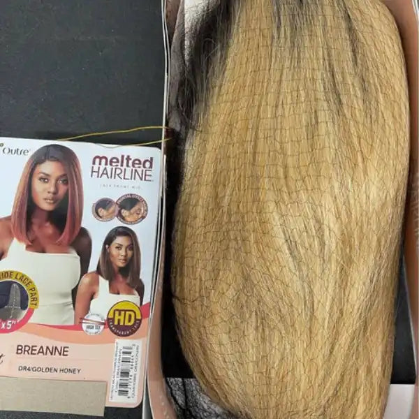 Perruque Lace Front Tulle Transparente Melted Hairline - Lace Front Wig Breanne en blond - Outré