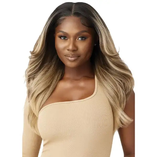 Perruque Blonde longue yaki lace 13X6 Outre collection Perfect Hairline Keeshon 