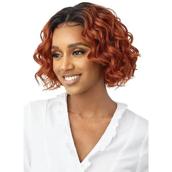 Perruque bob wavy lace front HD ginger Outre Every 25