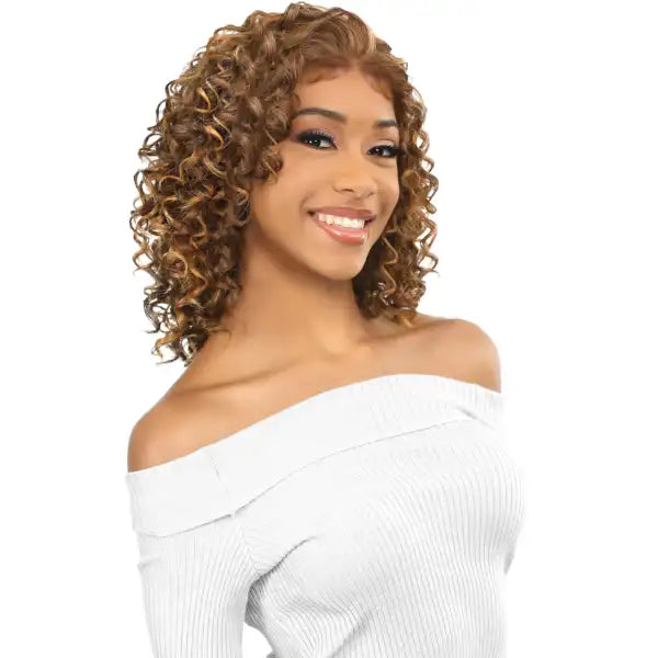 Perruque Curly HD Lace Mi-longue Amanda - Vanessa