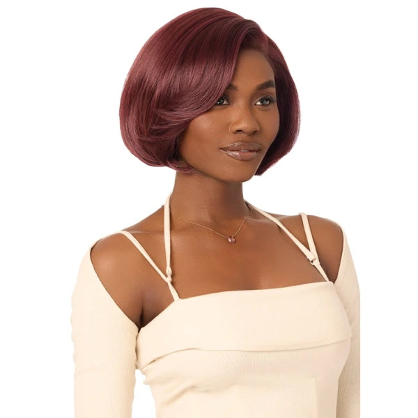 Perruque lace front HD glueless court lisse bordeaux Outré