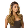 Perruque lace front, long wig honey blond color par Outre Hair