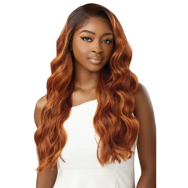 Perruque sans colle wavy lace front ginger Outre Perfect Hairline Elanor.