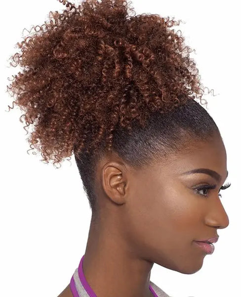 Postiche Synthétique Afro Puff Kinky 4A OUTRE Collection Big Beautiful Hair vu de profil.