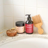 Shampoing clarifiant Musoya pour cheveux crépus, purifie le cuir chevelu sans agresser la fibre capillaire.