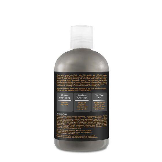 Enrichi en charbon de bambou, ce shampoing purifiant libère votre cuir chevelu de l'excès de sébum et des résidus tout en apaisant et en calmant le cuir chevelu.