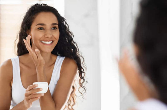 soins qualité et efficace pour cheveux bouclés ou peau métisse