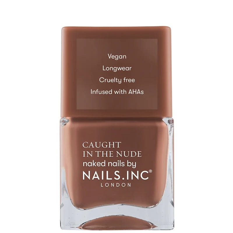 Vernis à Ongles nourrissant enrichi en AHA pour aider à lisser et hydrater les ongles. 