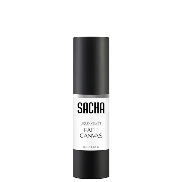Le primer Face Canvas Sacha Cosmetics est à la fois une base de teint et un fixateur à la texture légère qui prépare votre visage au maquillage. 