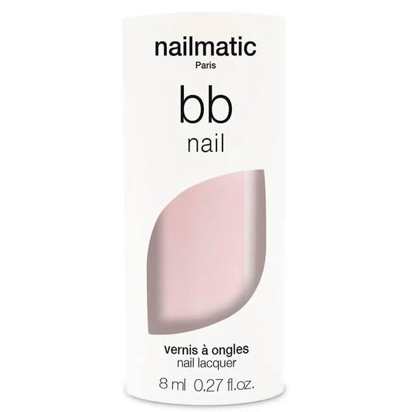 BB Nails embellit vos ongles tout en les rendant plus durs et résistants aux chocs.