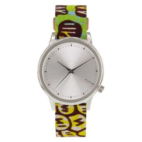 Une montre de qualité au bracelet en pagne wax issue de la collaboration Vlisco Komono. 