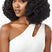 Perruque bob bouclée noire - Lace Front Wig Soleil Outré en teinte 1B