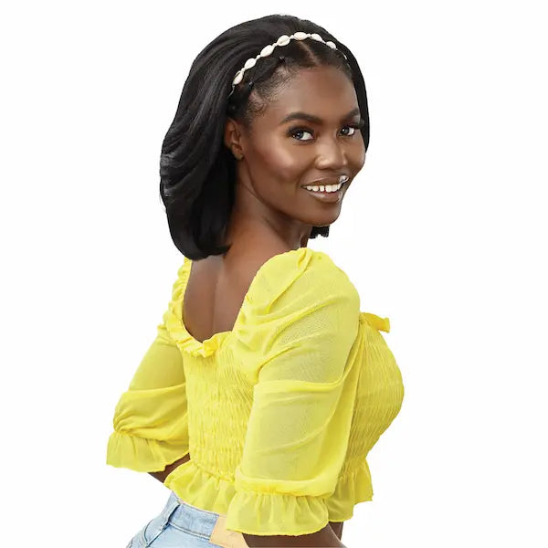 Perruque Bob Lisse Noir Converti Cap Outré Hair Curvy Bella.
