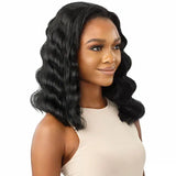 Perruque synthétique Demi-Tête Ondulée Wavy noire - Taureena Outré vue de profil