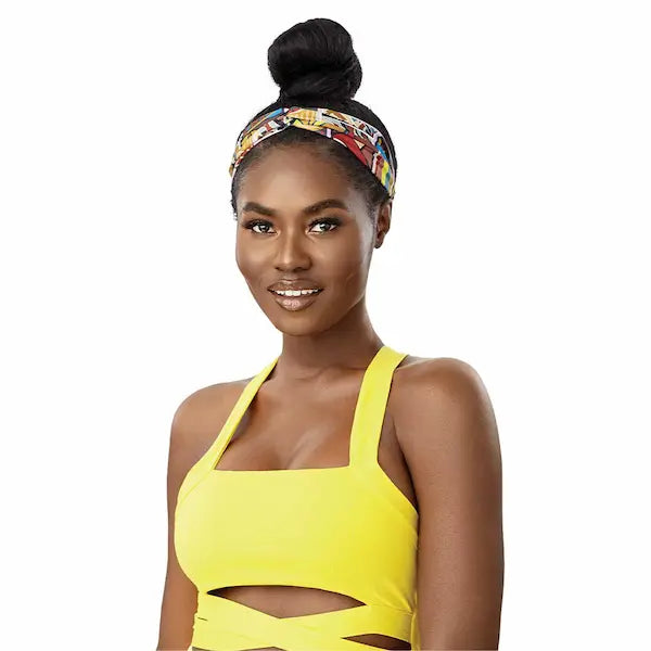 Perruque Converti Cap en noire Yaki Straight Sweet Annie Outré Hair. Transformez la en postiche ou demi tête selon vos envies.