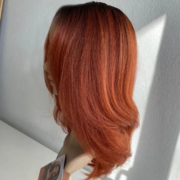 Perruque rousse - Outre Lace front wig Neesha 201 en couleur DR Sienna Copper