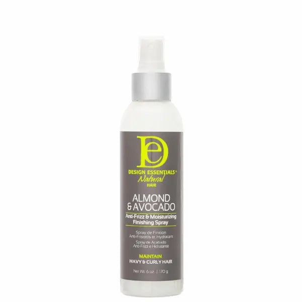 Design Essentials Natural Spray hydratant et anti frisottis pour les cheveux ondulés à frisés.